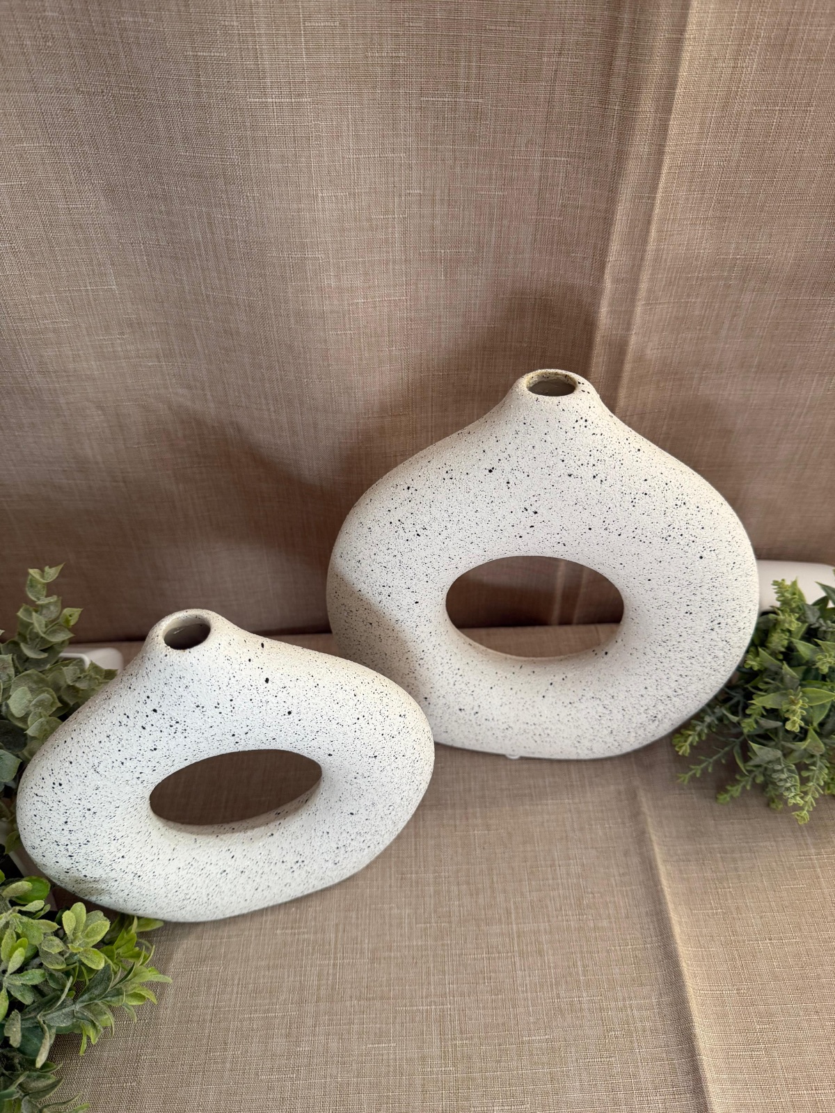 Set de 2 Jarrones Blancos Irregulares