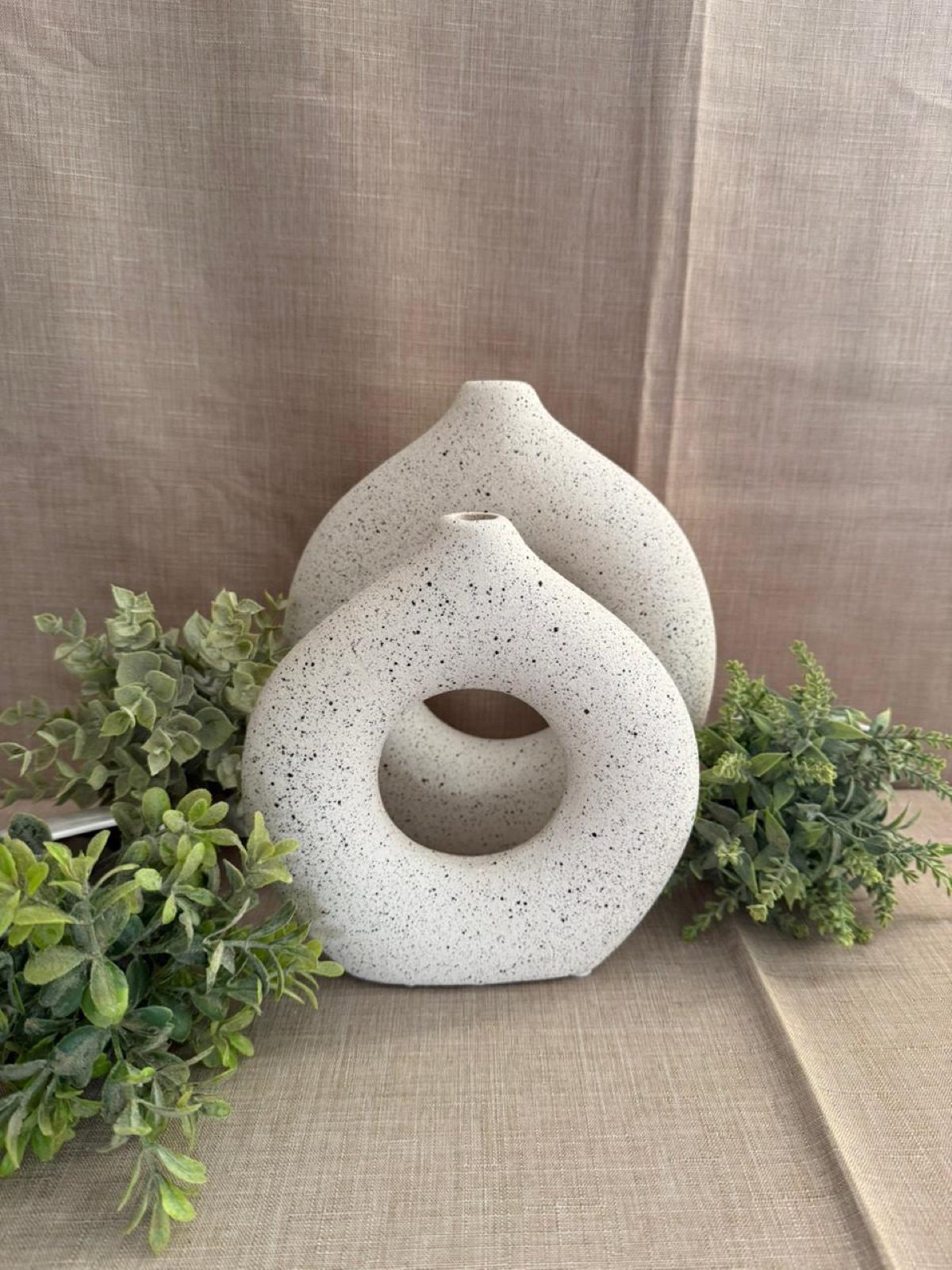 Set de 2 Jarrones Blancos Irregulares