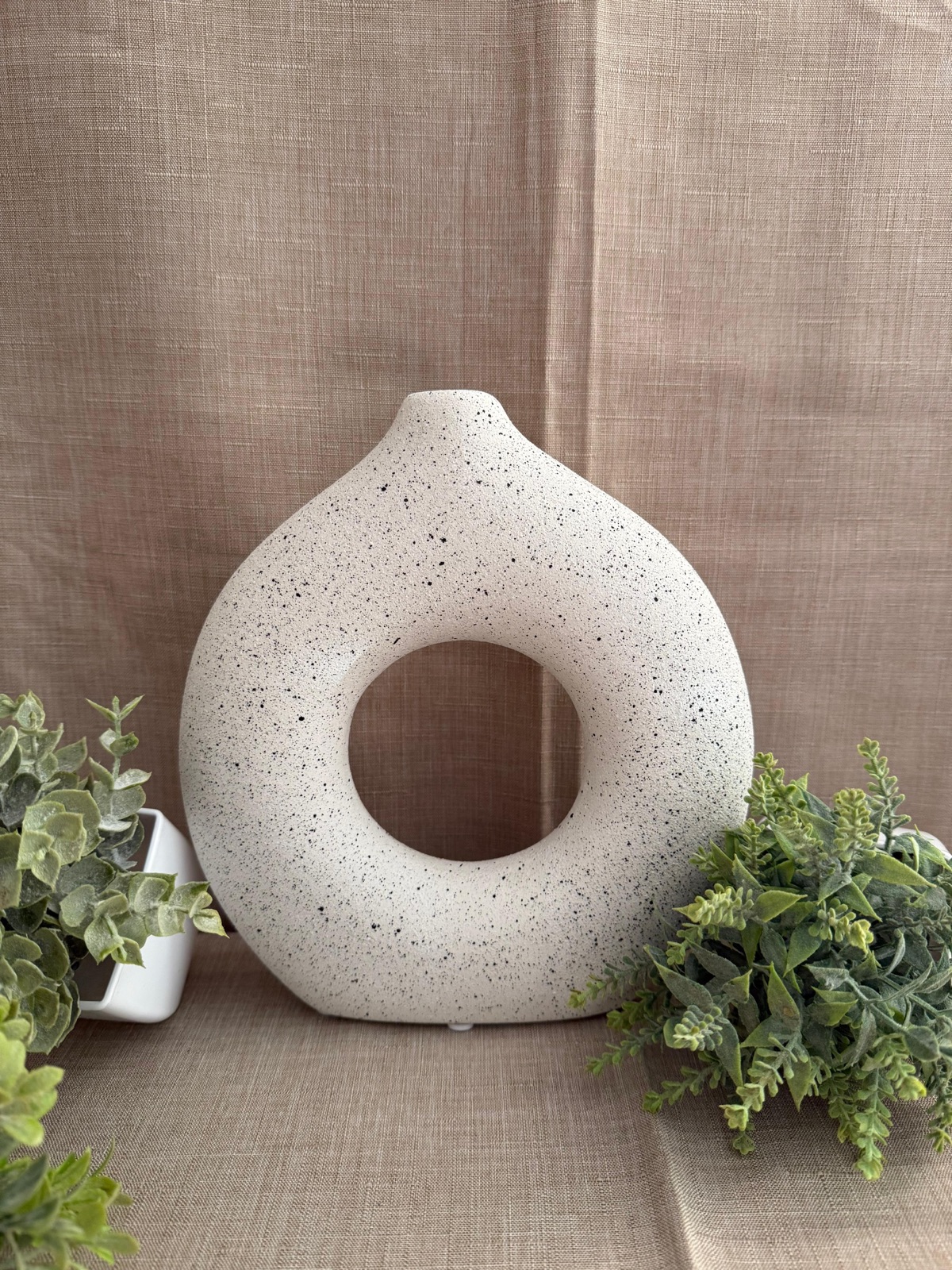 Set de 2 Jarrones Blancos Irregulares
