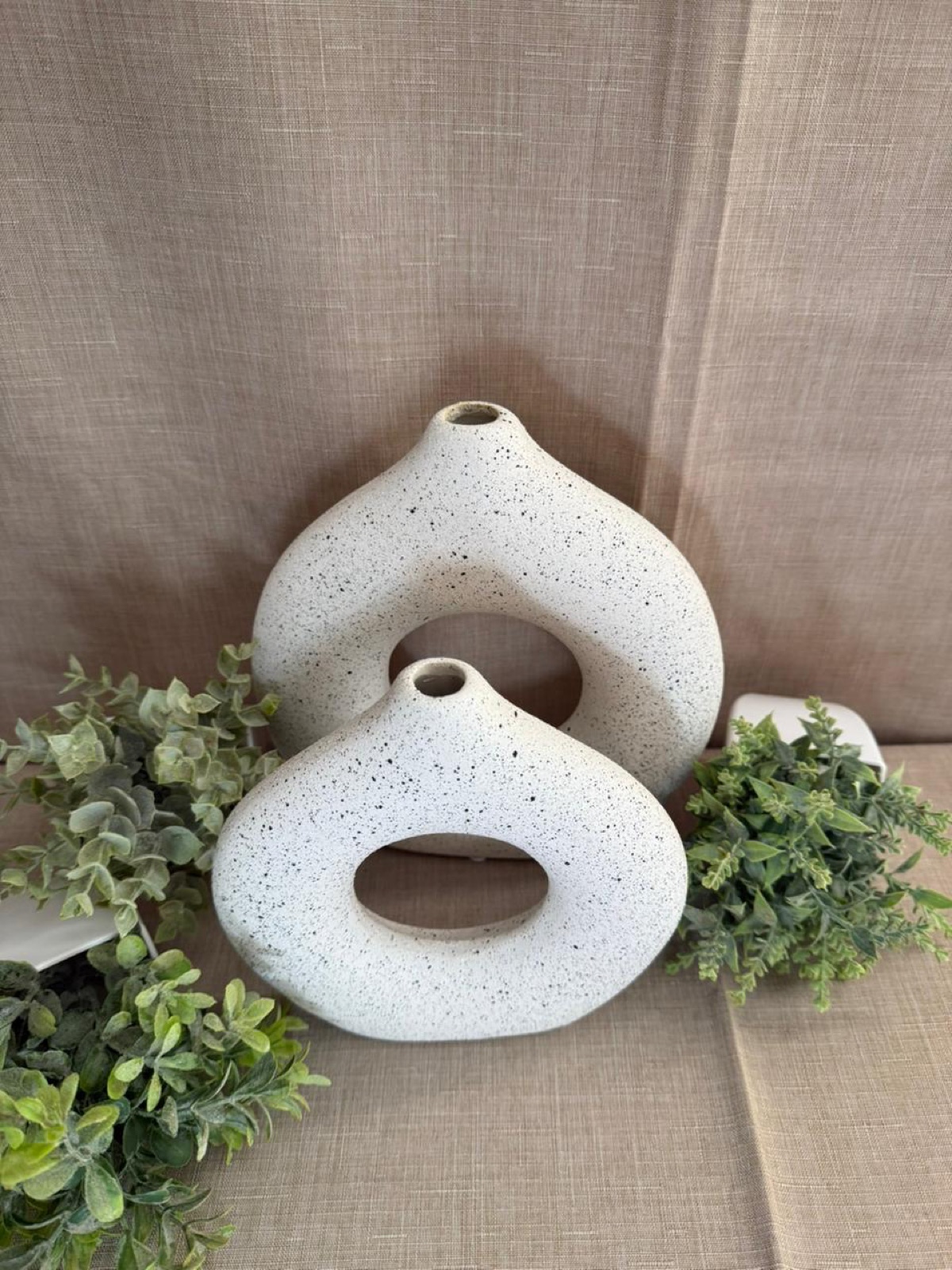 Set de 2 Jarrones Blancos Irregulares