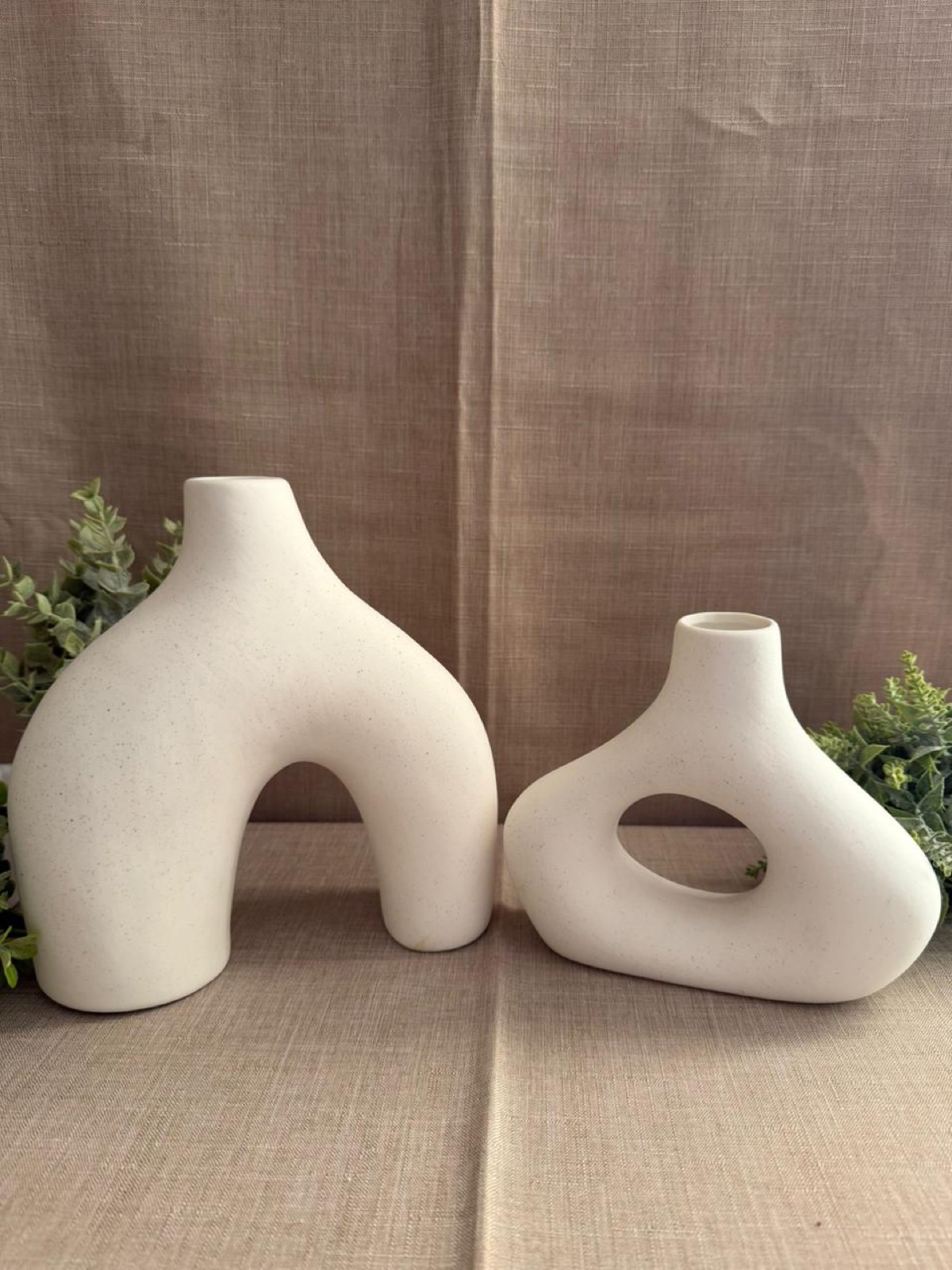 Set de 2 Jarrones Blancos Orgánicos