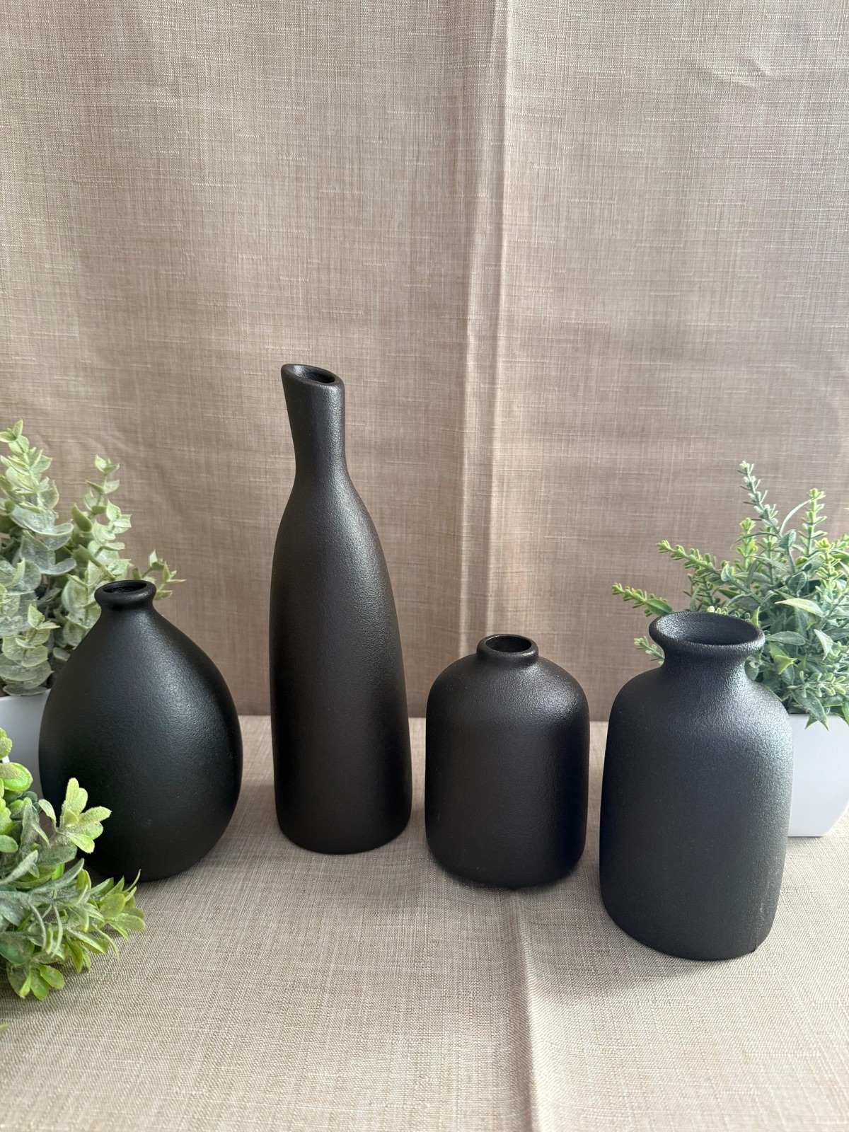 Set de 4 Mini Jarrones Negros