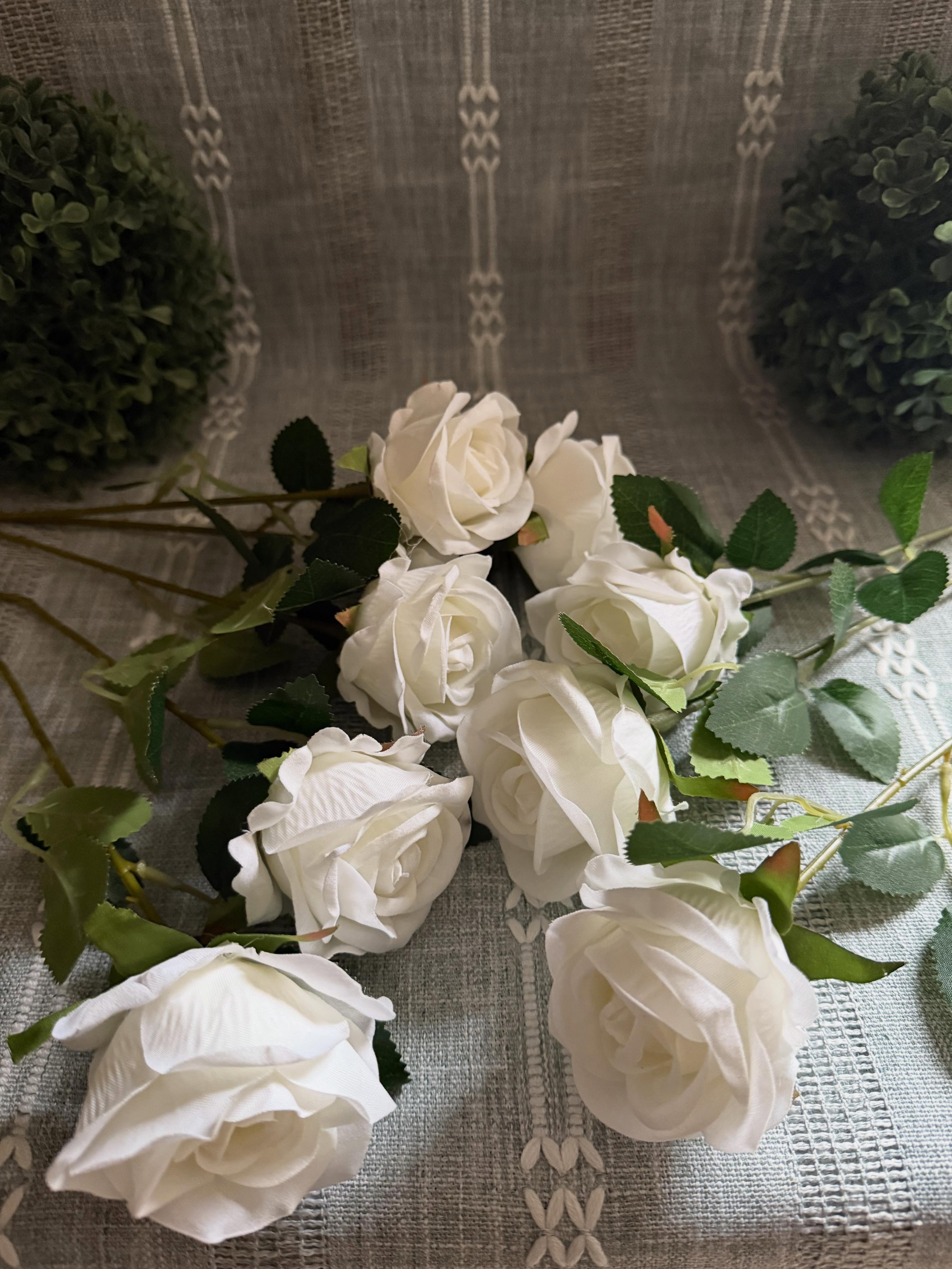Set de 12 Rosas blancas realistas y pueden mantener la