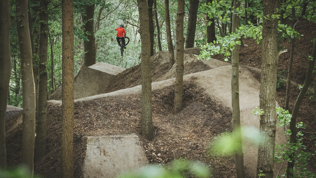 Silkeborg Bikepark - Sort hop linie