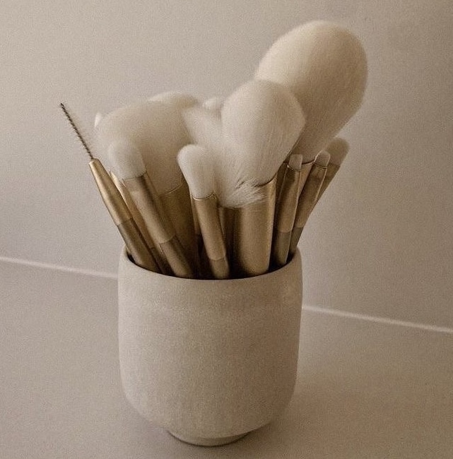 Brushes 