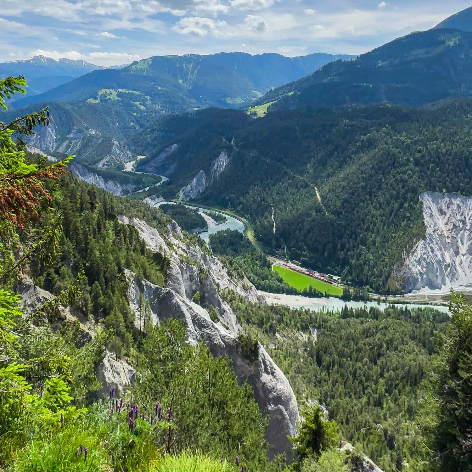 Viewpoint Tuora