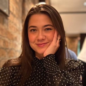 Renata Viana headshot