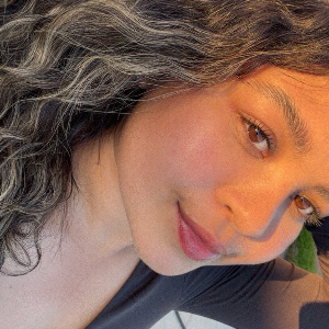 Chloe autry headshot