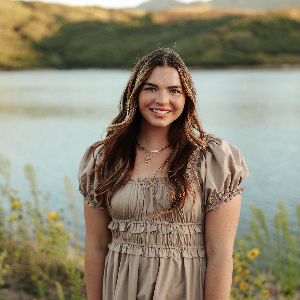 Mckenzie headshot