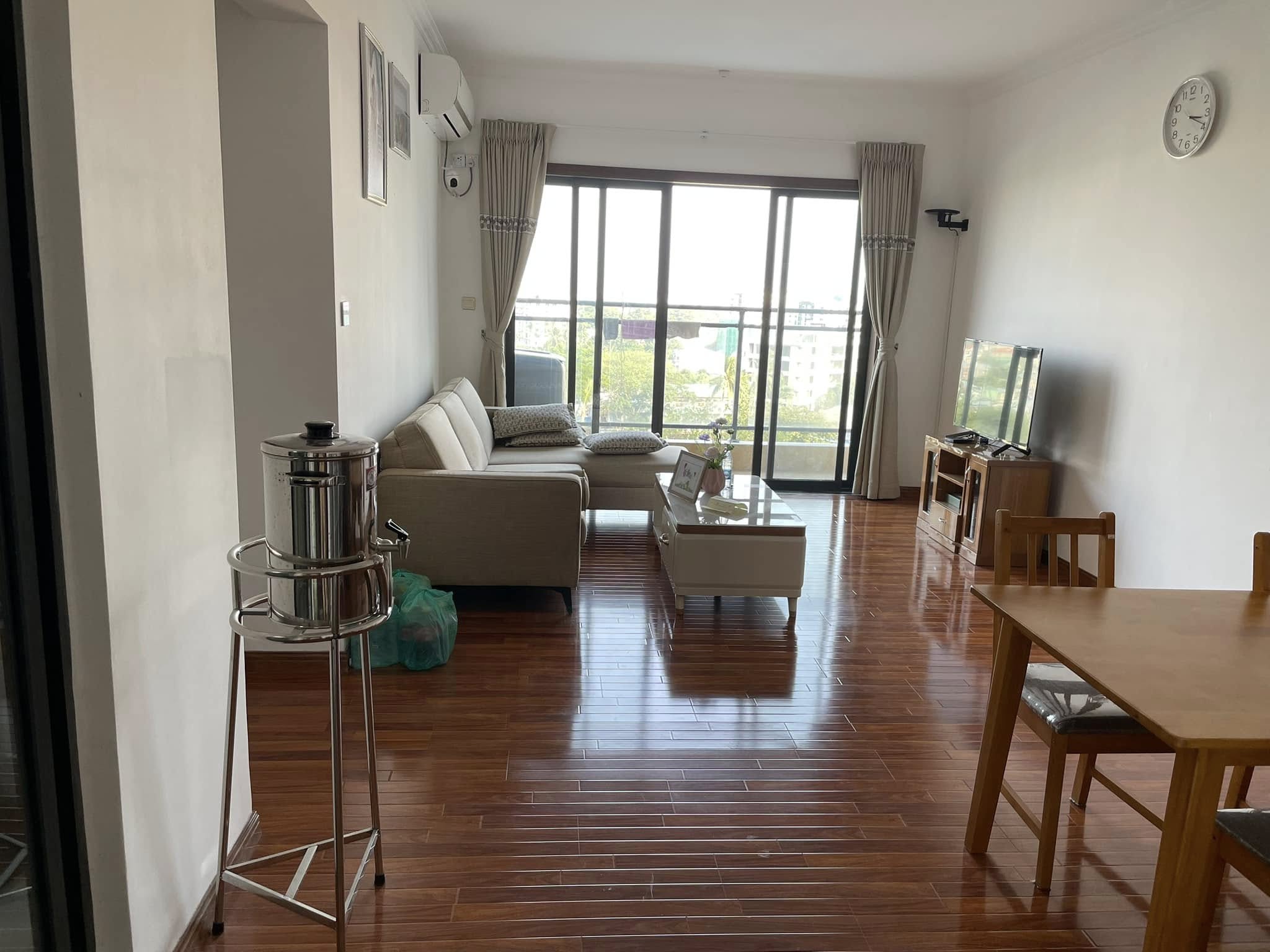 Three bedrooms for rent in Kanbae Tower - Image 1