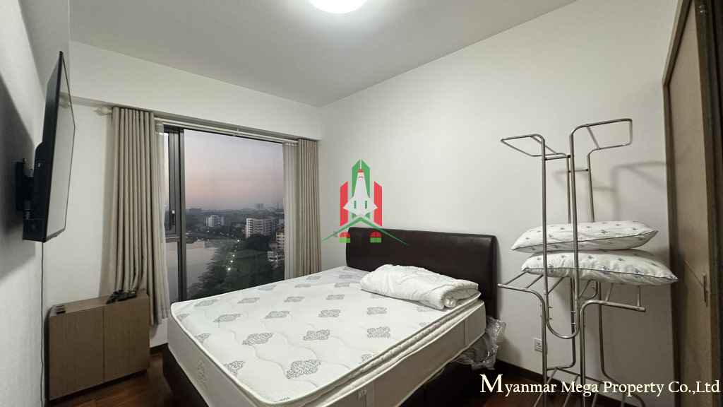Two-bedrooms for rent in The Central condo - Image 6