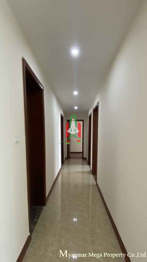 Golden City condo for sale - Image 3