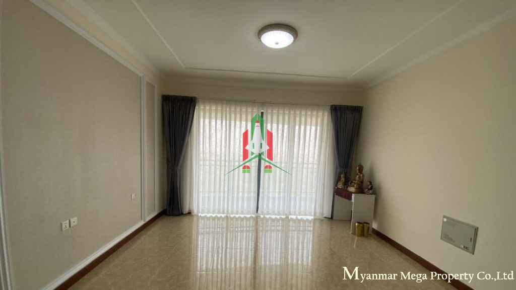 Golden City condo for sale - Image 11