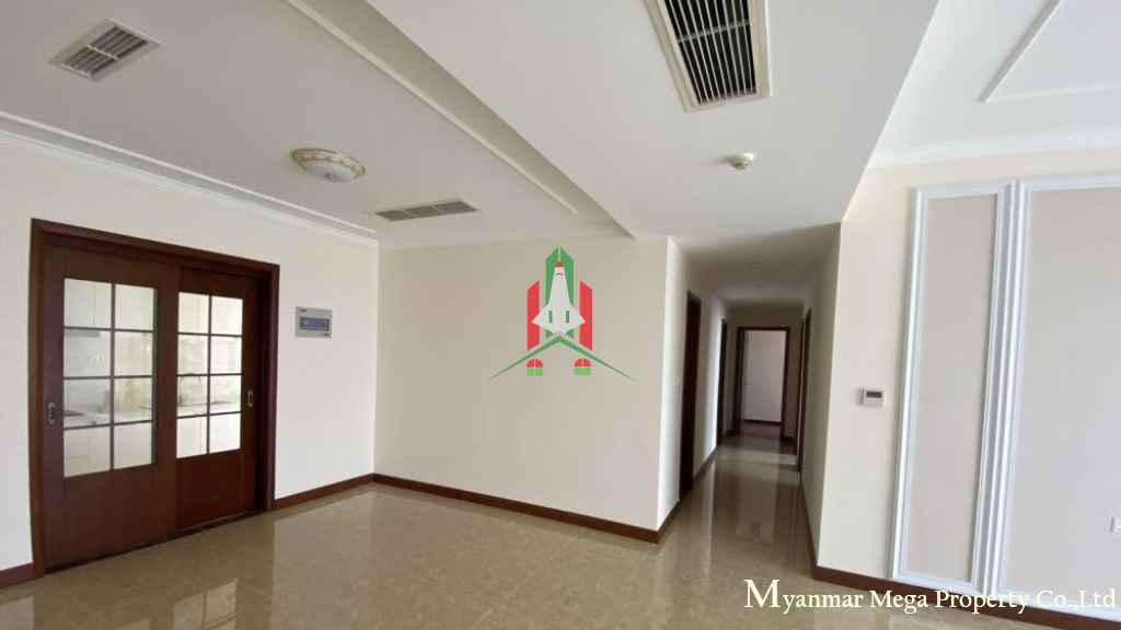 Golden City condo for sale - Image 9
