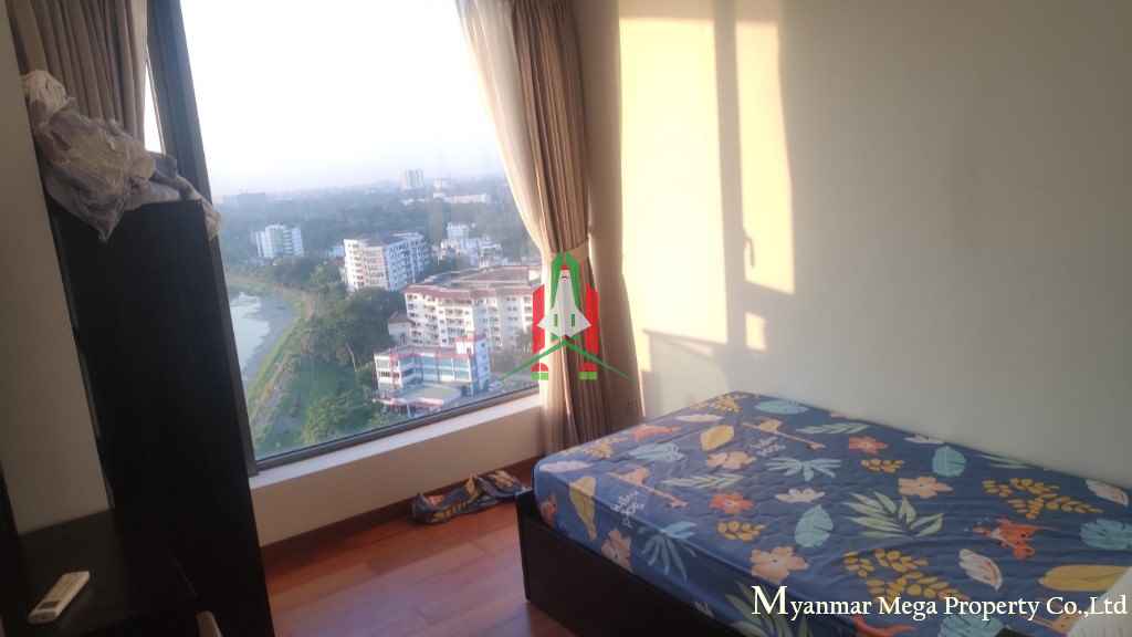 The Central condo for rent (Lake View) - Image 5