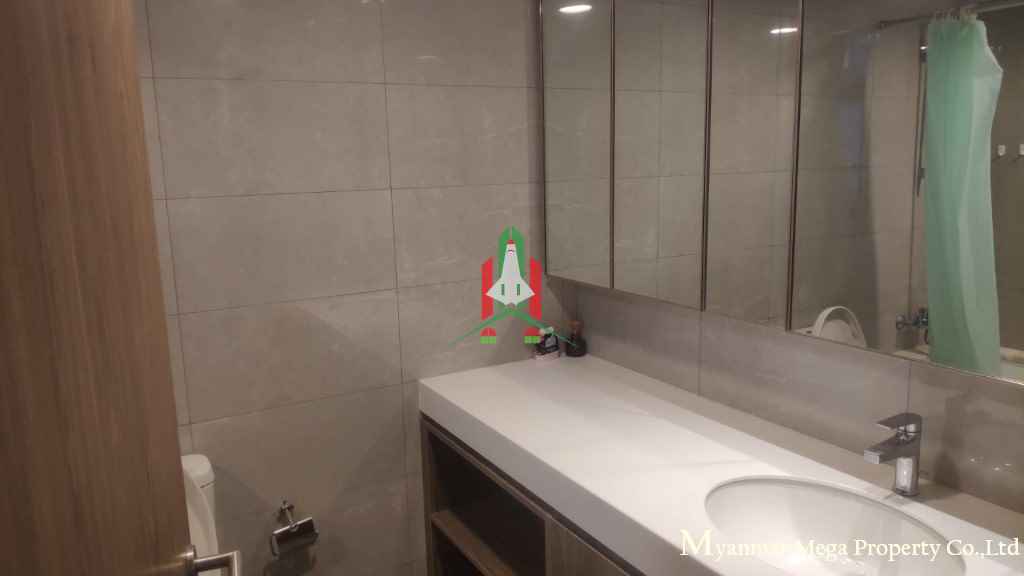 The Central condo for rent (Lake View) - Image 6