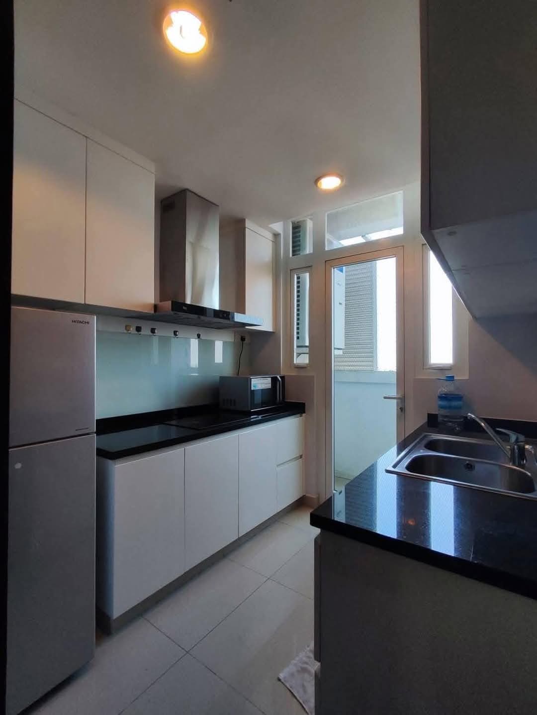 GEMS condo for rent - Image 6