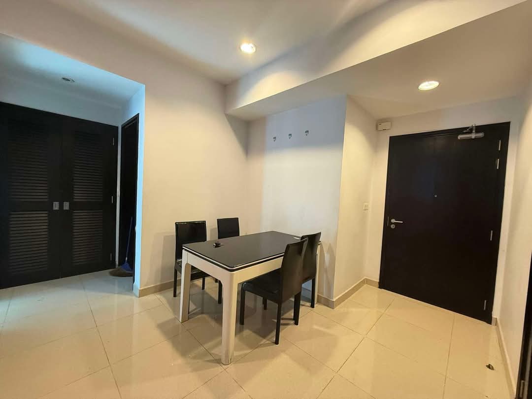 GEMS condo for rent - Image 3