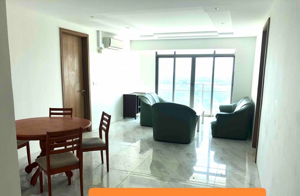 Diamond Inya Palace Condo for Rent – Prime Location in Mayangone - Image 4