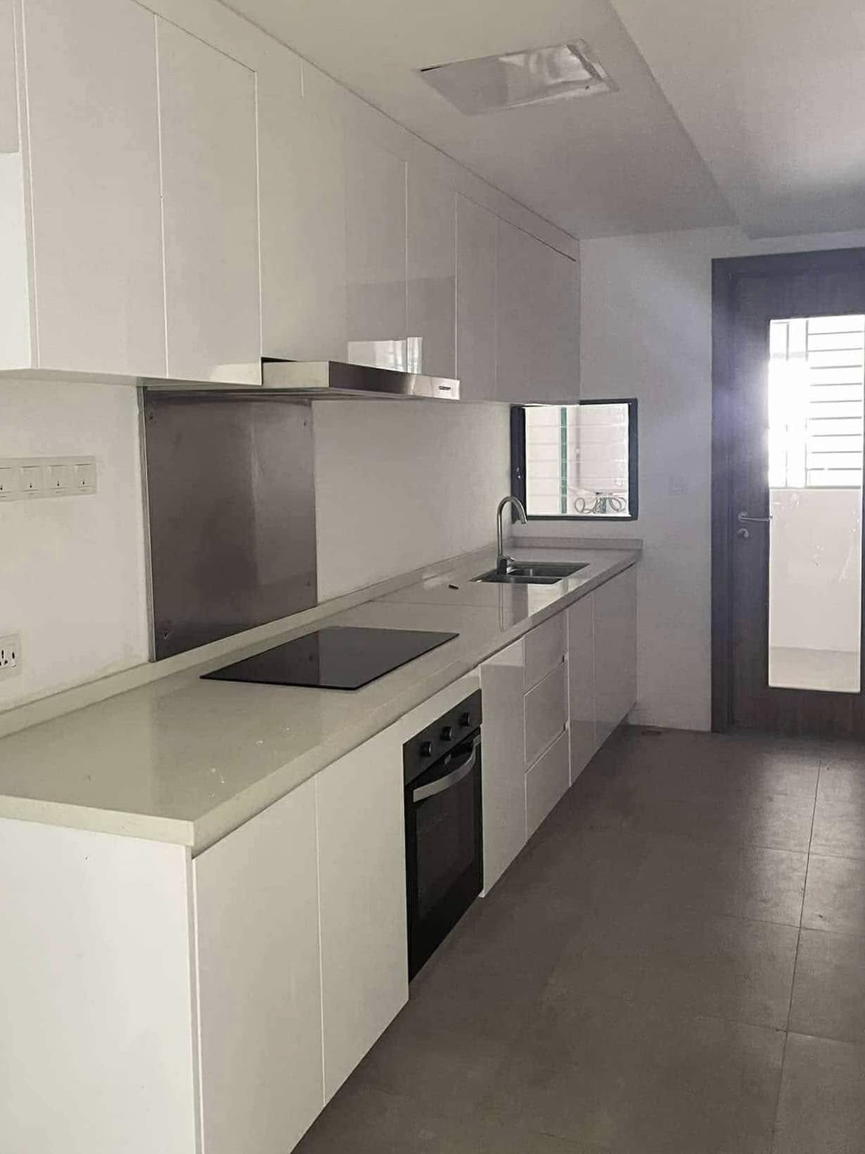 Diamond Inya Palace Condo for Sale – Luxury Living in Mayangone Township - Image 10