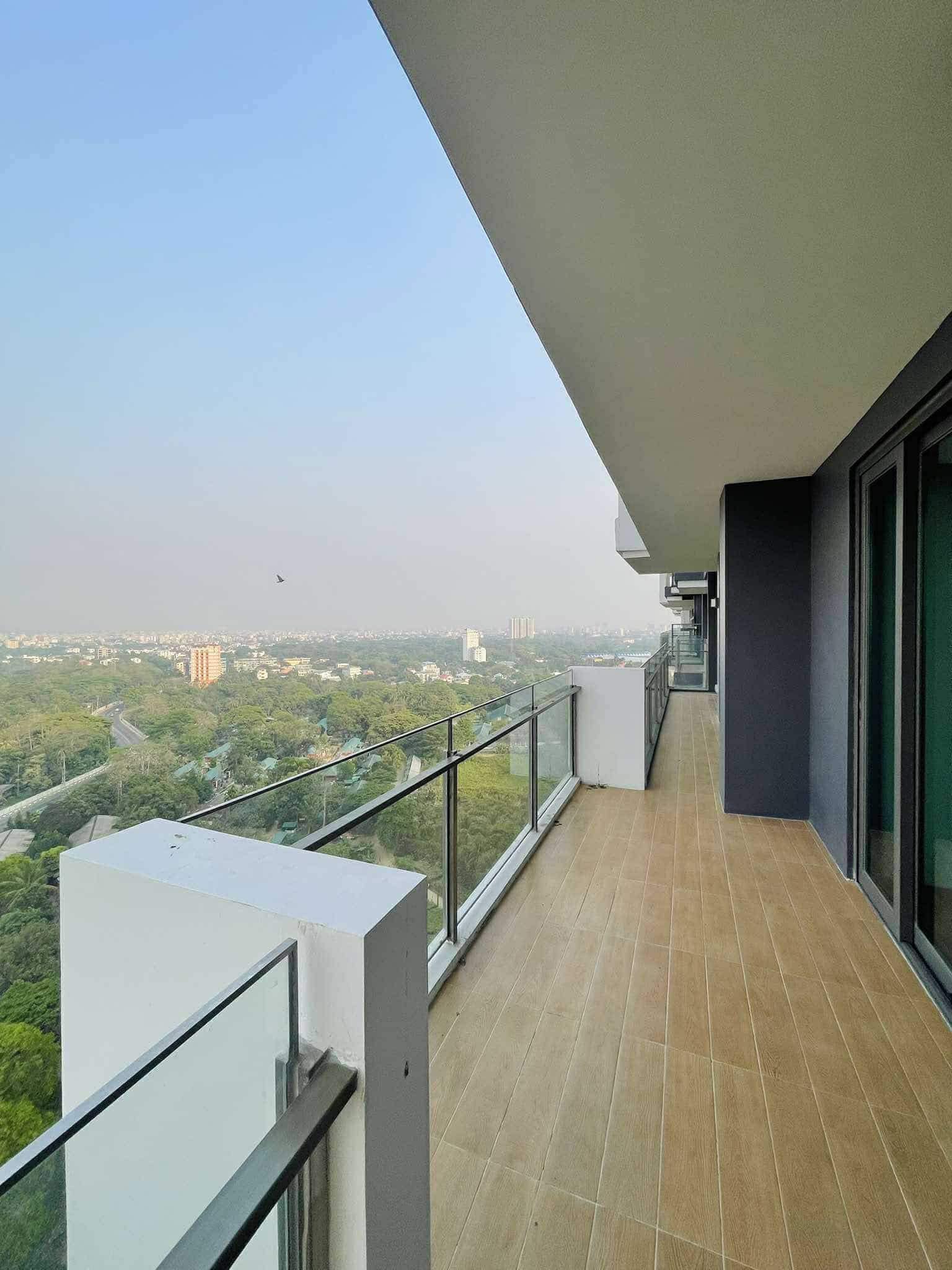Diamond Inya Palace Condo for Sale – Luxury Living in Mayangone Township - Image 2