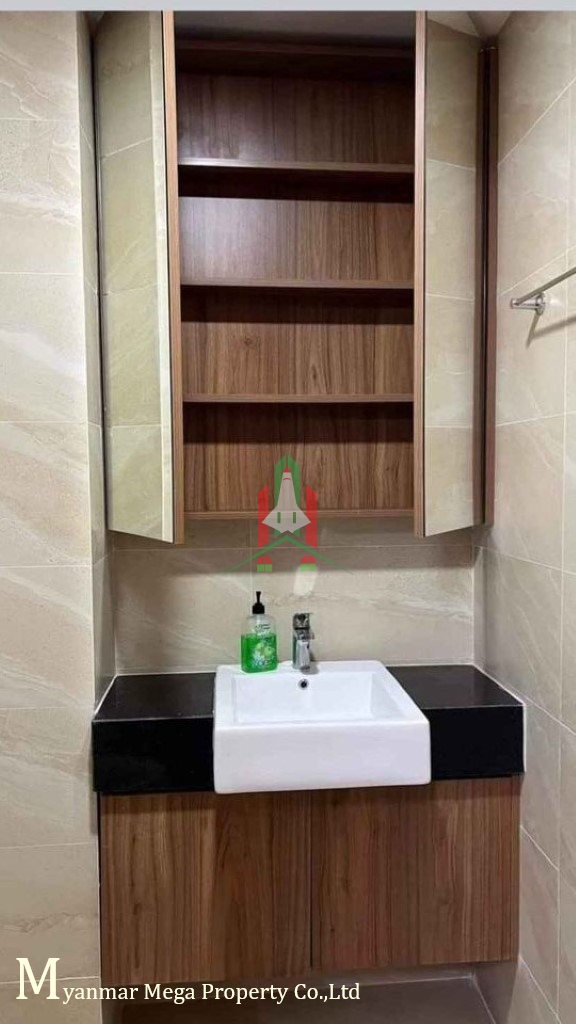 Diamond Inya Palace Condo for Rent – Prime Location in Yangon - Image 4