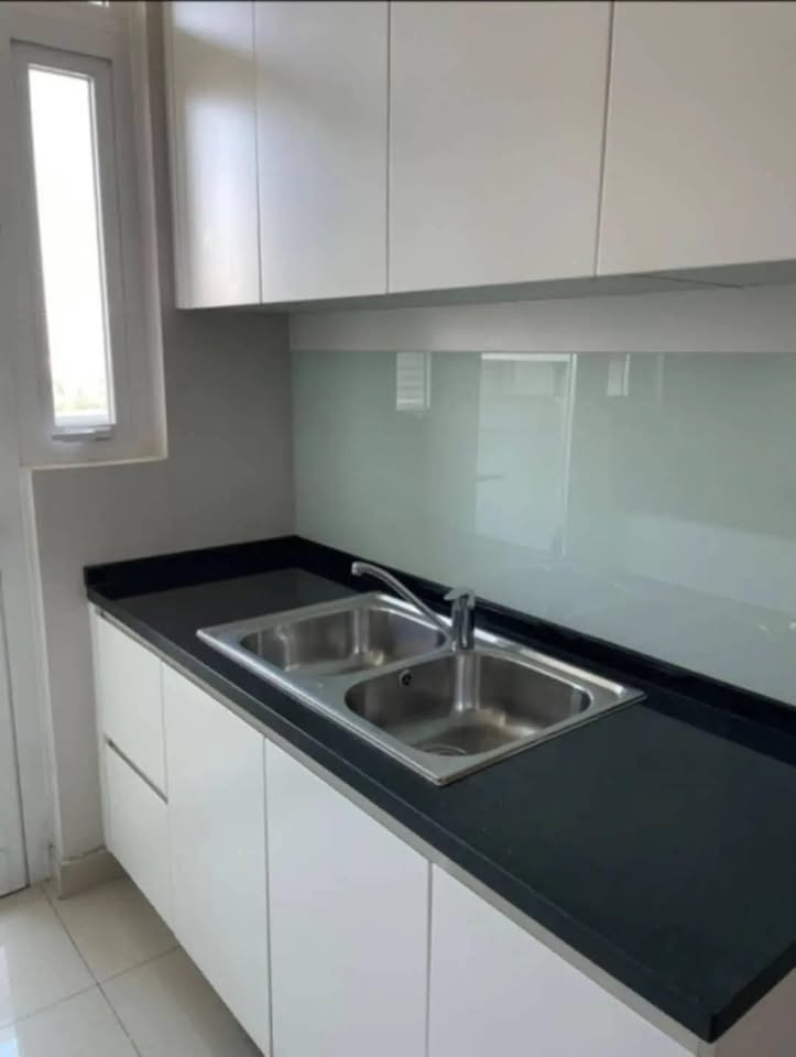 GEMS condo for rent - Image 3