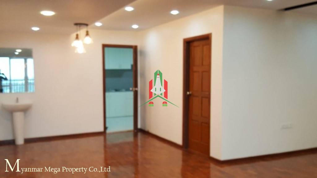 Shwe Moe Kaung Condo for rent - Image 4
