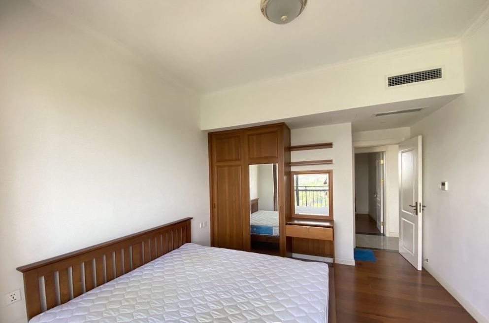 Golden City condo for rent - Image 3