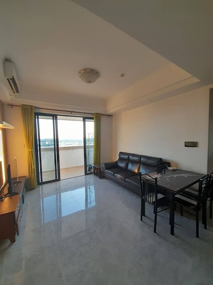 Golden City condo for rent - Image 1