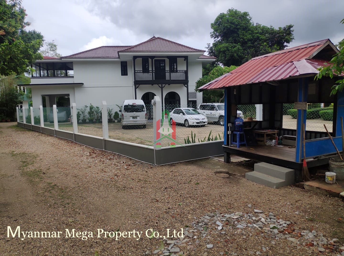 Office for rent in Golden Valley area - Image 6