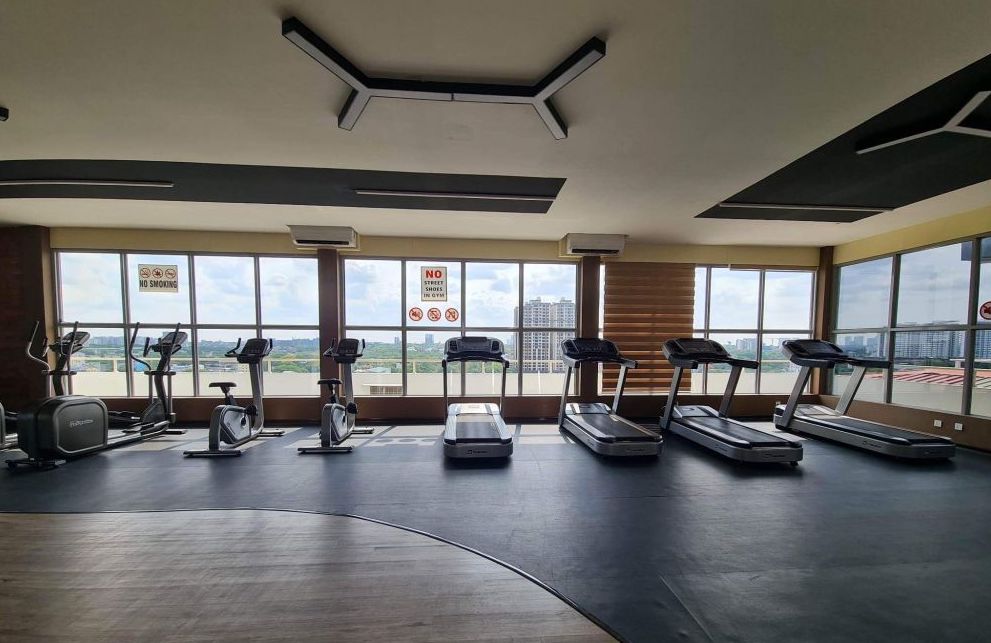Royal Thuka condo for rent - Image 1