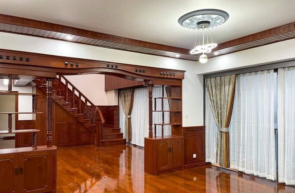 Penthouse for rent in The Central condo - Image 1