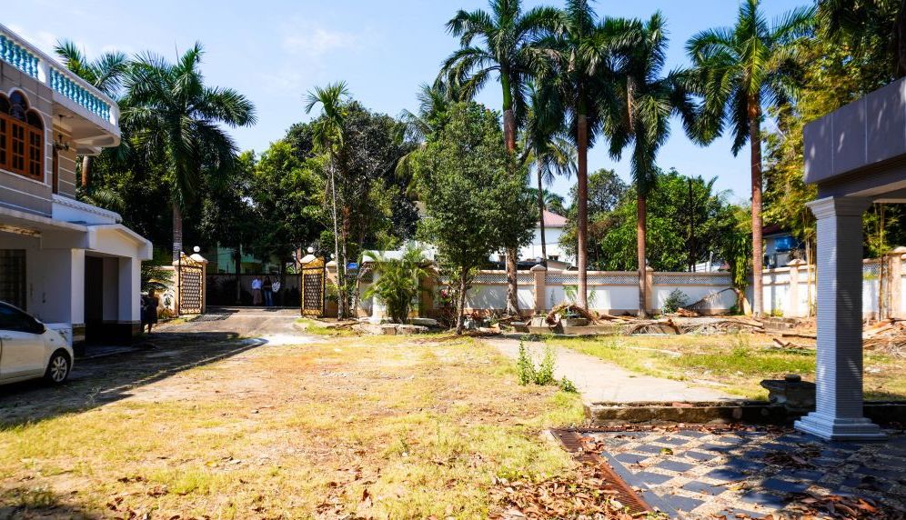 House for rent in Mayangone township - Image 4