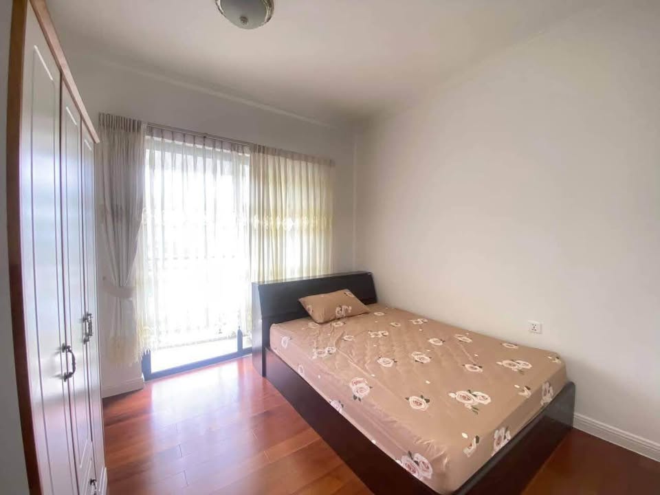 Golden City condo for rent - Image 3