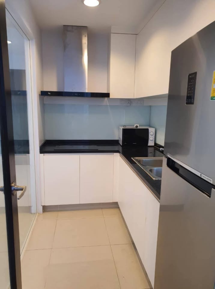 GEMS condo for rent - Image 3