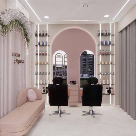 Image of Queen salon 