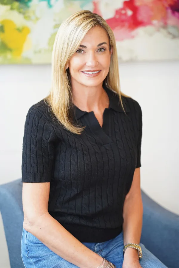 Missy Overstreet Desaloms