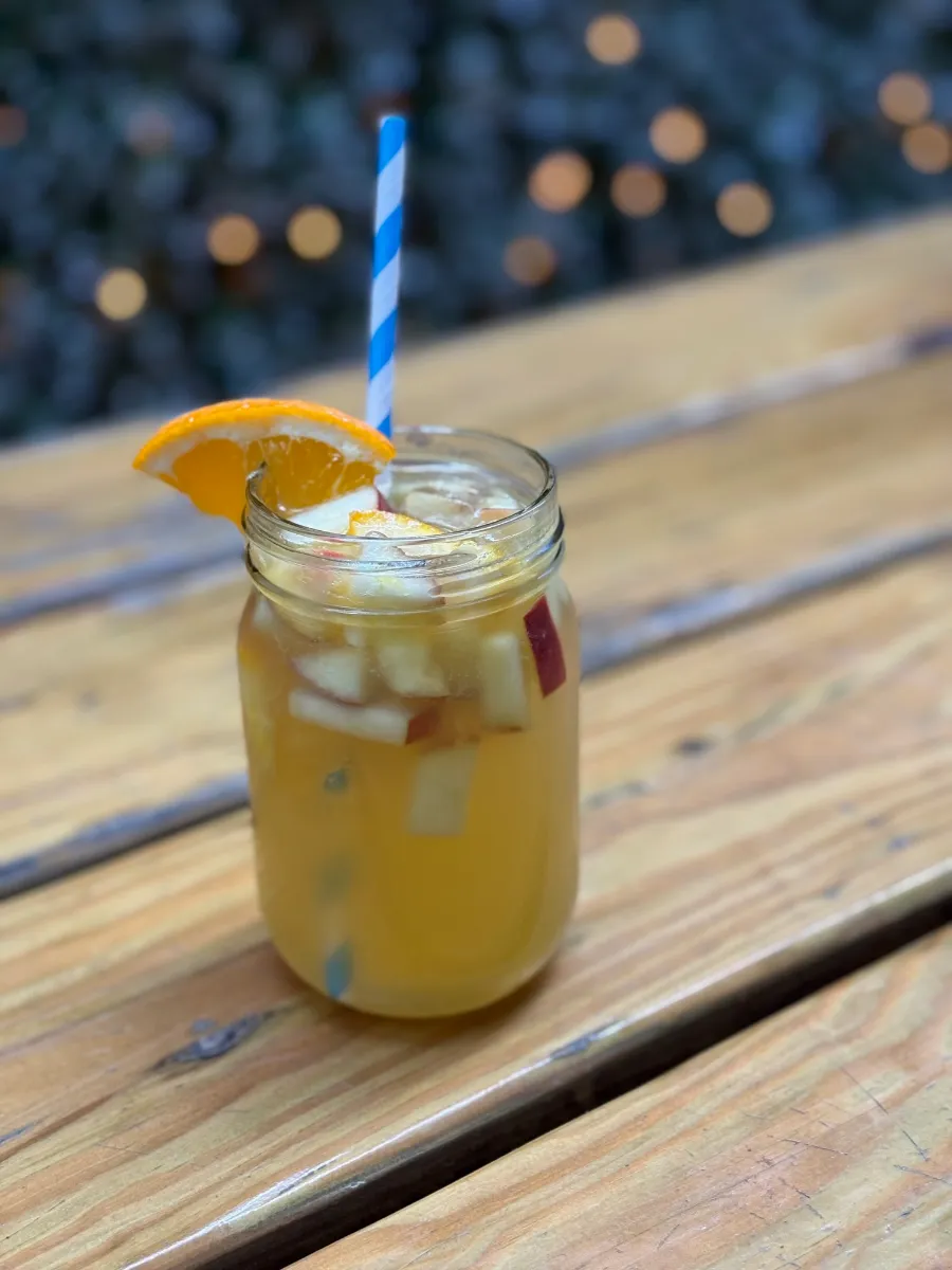 White Peach Sangria
