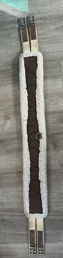 48”Brown Toklat WoolBack Fleece English Girth- used