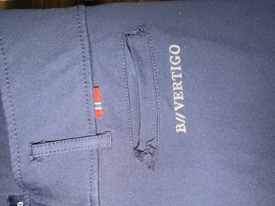 B Vertigo Full Seat Breech