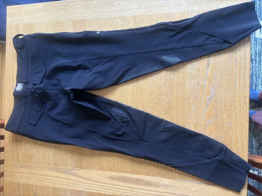 For Horse Ennie black breeches IT46