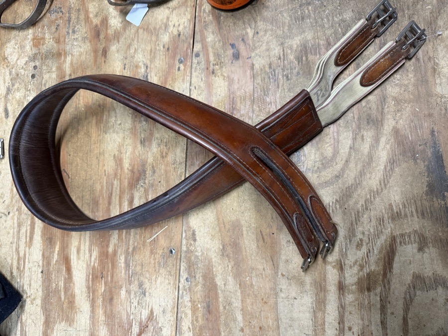 52” leather girth