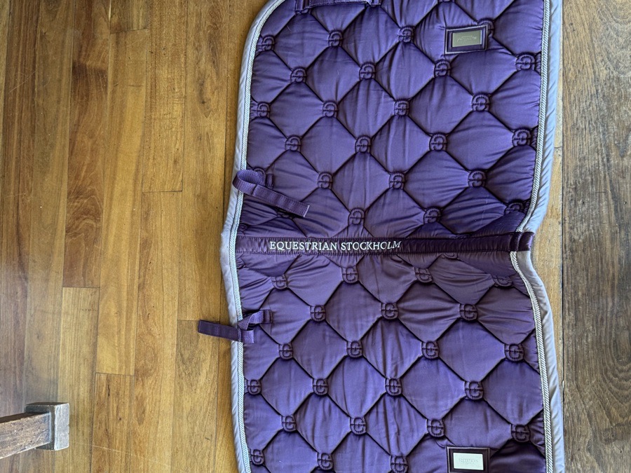 EQUESTRIAN STOCKHOLM dressage saddle pad