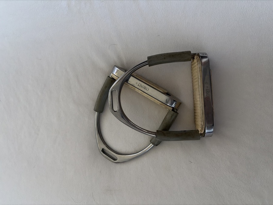 CORONET Stirrups