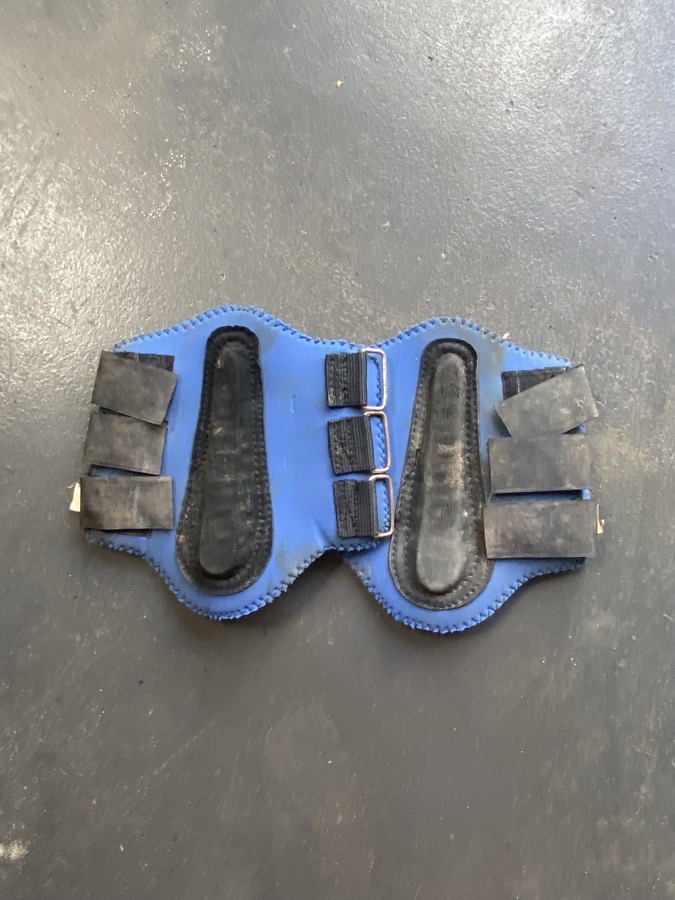 Brush Boots