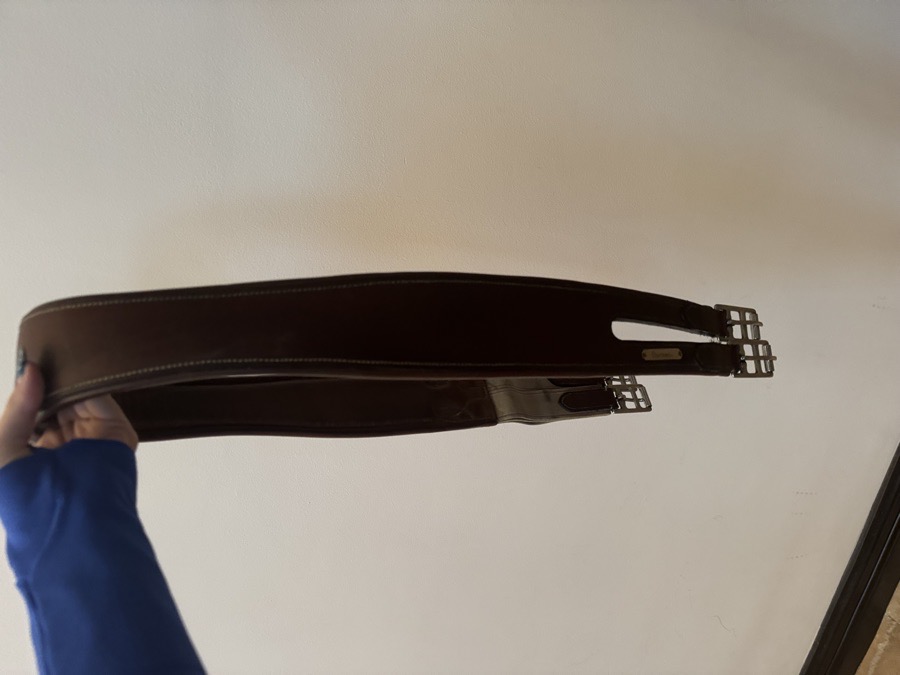 52” Leather Girth Excellent Condition