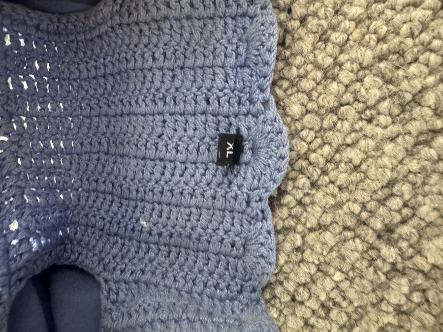 Very rare sparkly Lemieux bonnet 