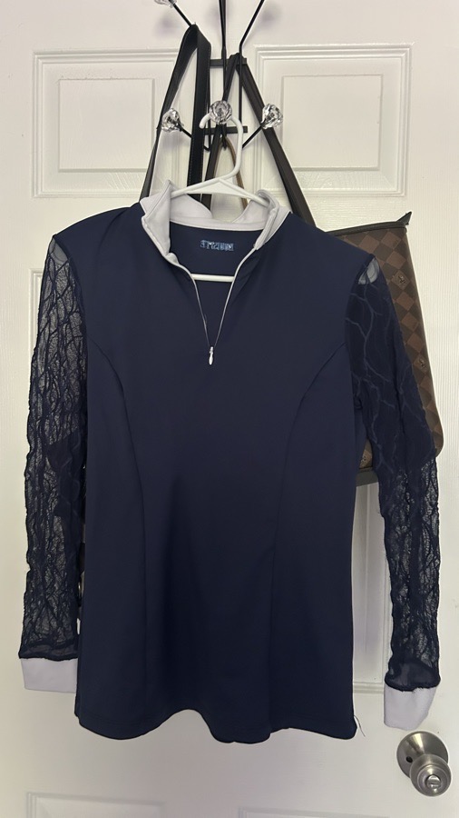 Ophelia Equisite navy shirt small