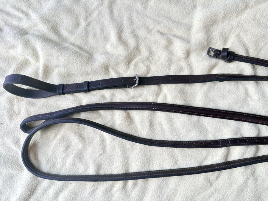 lovely full sized standing martingale